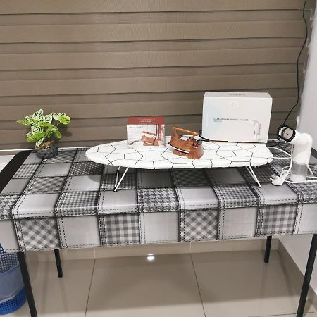 Coco Homestay 旅人の家@The Venus Sitiawan Perak Extérieur photo