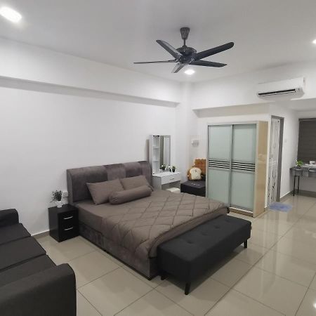 Coco Homestay 旅人の家@The Venus Sitiawan Perak Extérieur photo